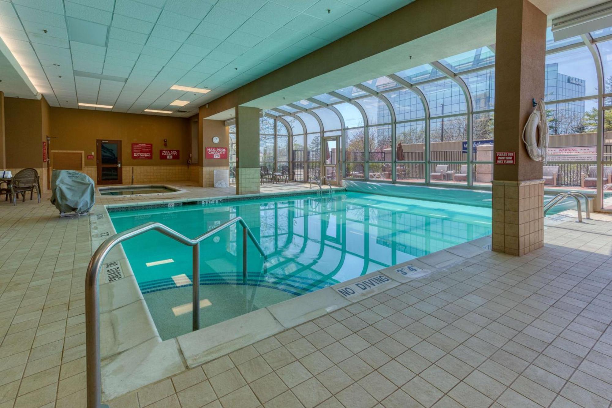 Drury Plaza Hotel St. Louis 체스터필드 외부 사진